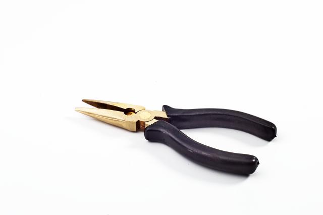 Pince bronze droite