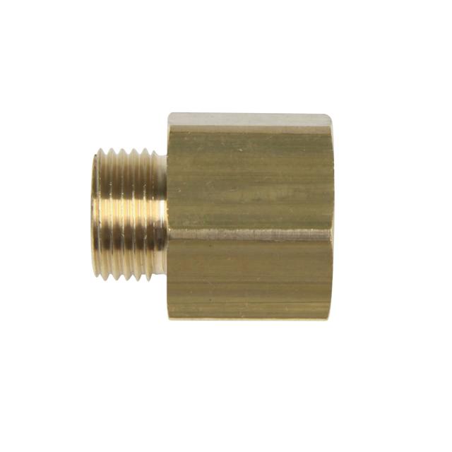 Adaptateur mâle-femelle